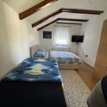 Apartments Aida Bihać Buitenkant foto